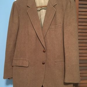 Men’s camel hair jacket